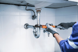 Artisan plombier pour dépannage en urgence