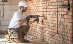 Dépose de cloisons intérieures d'appartement ancien